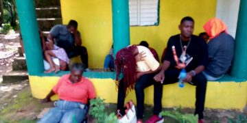 Ejército detiene vehículo con 14 nacionales haitianos indocumentados tras persecución en Dajabón