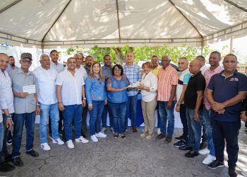 PROMESE/CAL entrega medicamentos a provincias del Sur declaradas en estado de emergencia
