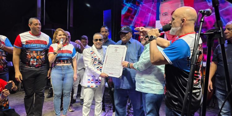El Super Ultra Mega Merengazo escribe otra página gloriosa en Jarabacoa con emotivos reconocimientos y una histórica explosión musical