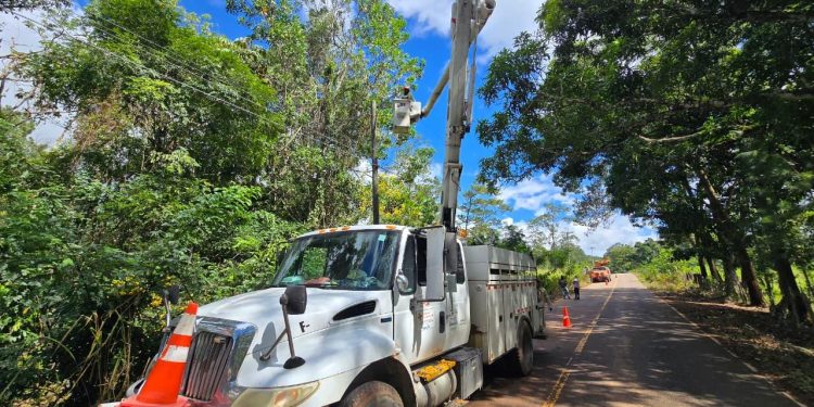 Edenorte realiza adecuaciones de redes eléctricas en Puerto Plata para mejorar la calidad del servicio