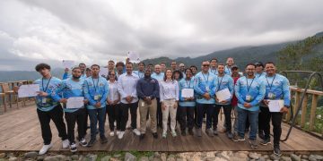 Medio Ambiente gradúa 28 guías ecoturísticos en Loma de Blanco, Bonao