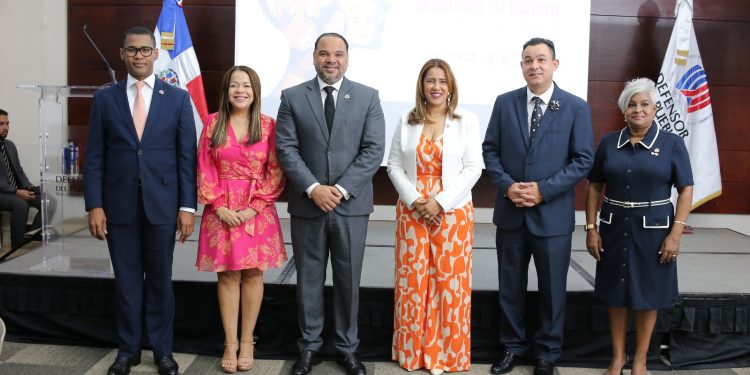 Defensor del Pueblo promueve buenas prácticas en materia de género