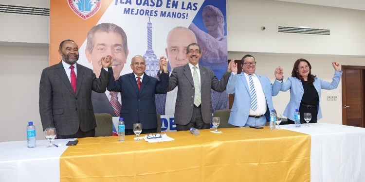 Equipo “Jose De Luna Director” reafirma su respaldo al Dr. Jorge Asjana David para la Rectoría de la UASD