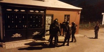 PN y MP desmantelan punto de acopio de motocicletas robadas en Santiago; apresan a “El Burro” y ocupan pistola ilegal