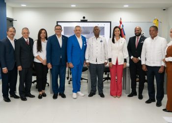 Diputada impulsa oportunidades educativas para jóvenes de Santo Domingo Norte con importante encuentro en UNISNORTE