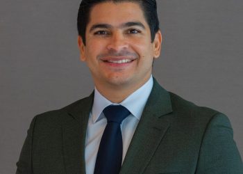 Presidente Abinader ordena reestructuración del Sistema Integrado de Transporte y designa a Jhael Isa Tavárez como nuevo director de la OPRET