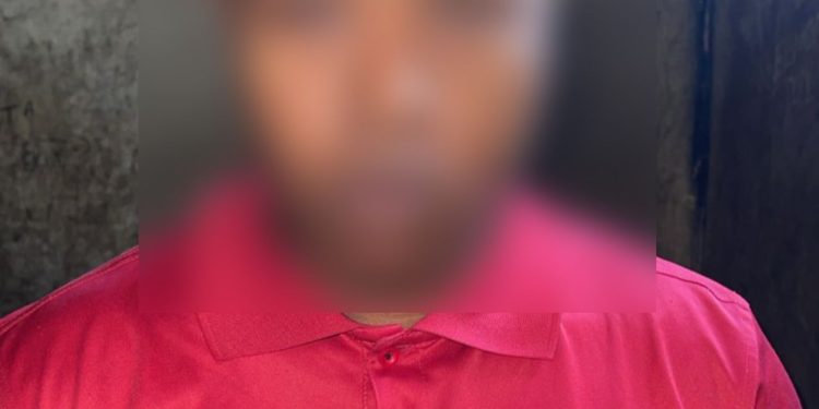 PN arresta hombre que confesó ultimar a su madre y a su hermano durante conflicto familiar en San Felipe, Villa Mella