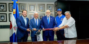 Senado de la República y la LIDOM suscriben convenio para promover el deporte 