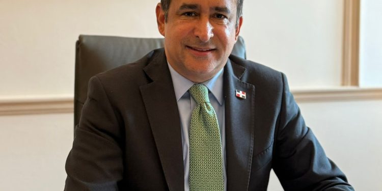 Embajada Dominicana ante la Santa Sede inaugura en Roma la exposición “Rutas de Esperanza: Arte Dominicano Contemporáneo”, en el marco del Año Jubilar 2025