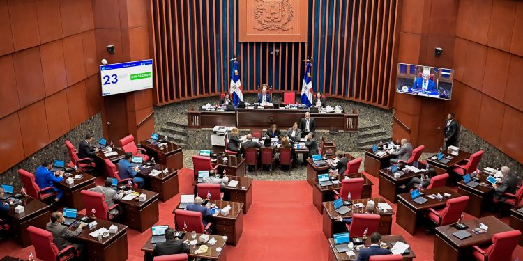 Senado aprueba en primera lectura ley que crea el Colegio de Contadores Públicos Autorizados de la República Dominicana