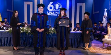 Irene Vallejo exhorta a las universidades a liderar una "revolución de la lectura" para enfrentar la era de la desinformación