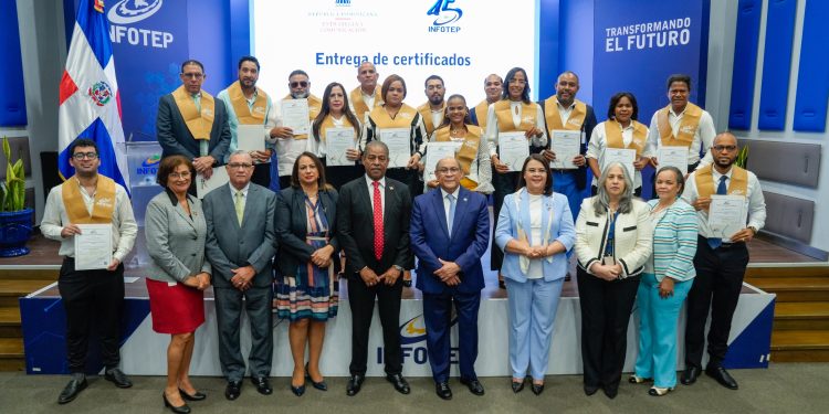 INFOTEP y DIECOM fortalecen la comunicación gubernamental mediante capacitación en tecnologías digitales