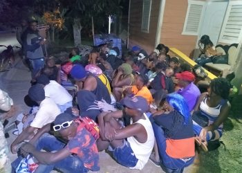 Ejército detiene a 47 haitianos en una vivienda utilizada como punto de alojamiento de migrantes indocumentados en Dajabón