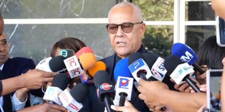 ADOCCO denuncia ante el PEPCA, DGCP, DIGEIG, UAFC y PROCOMPETENCIA, entramado de empresas suplidoras del Estado