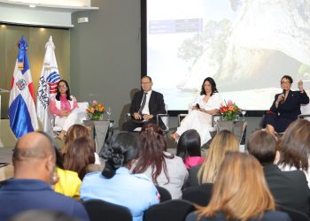 Defensor del Pueblo promueve prevención de la violencia con perspectiva multidisciplinaria y basada en derechos