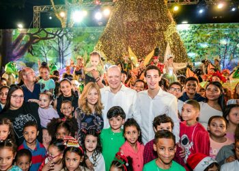 Alcalde de Santiago enciende la Navidad con la apertura del Bosque Encantado ‘Encantus’
