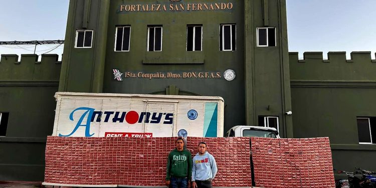 Ocupan contrabando de más de 700 mil cigarrillos en un camión en Montecristi