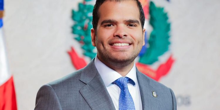 Diputado Vicente Sánchez somete proyecto que busca resolver la falta de cobertura de señal móvil y wifi en los tramos subterráneos del metro de Santo Domingo