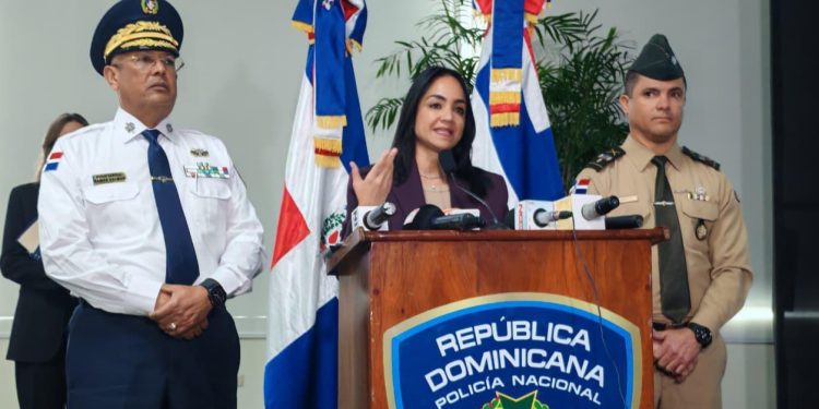 Fuerza de Tarea sesiona por primera vez en Santiago y consolida avances en seguridad ciudadana