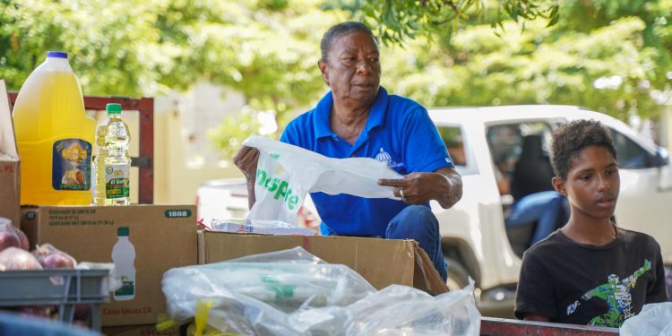 Inespre beneficia a familias afectadas por las lluvias de la tormenta Melissa con productos en oferta