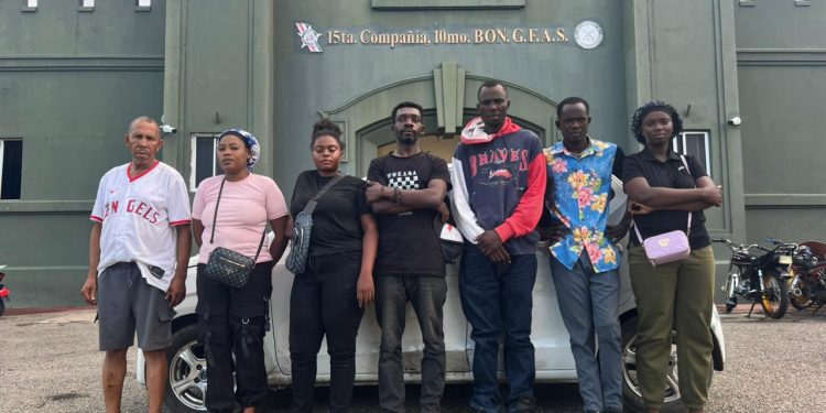 Envían ante el Ministerio Público a hombre detenido con seis haitianos indocumentados en Montecristi
