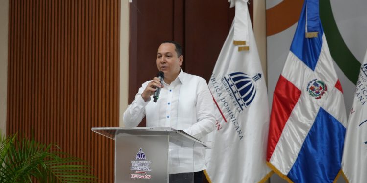 Estudio del Ideice: Más del 80 % de participantes y egresados de Prepara y Escuelas Laborales del Minerd valoran positivamente el impacto de su formación