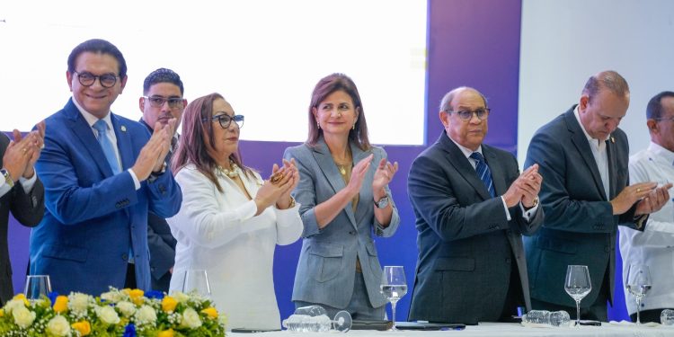 INFOTEP impulsa el progreso social y productivo de la Región del Cibao con más de mil 400 nuevos técnicos graduados