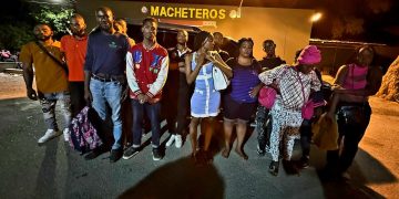 Ejército detiene a 32 haitianos indocumentados en dos jeepetas en Mao, Valverde