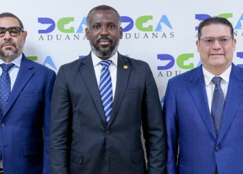 Aduanas y Ministerio Público unen esfuerzos para la persecución y sanción del contrabando de divisas