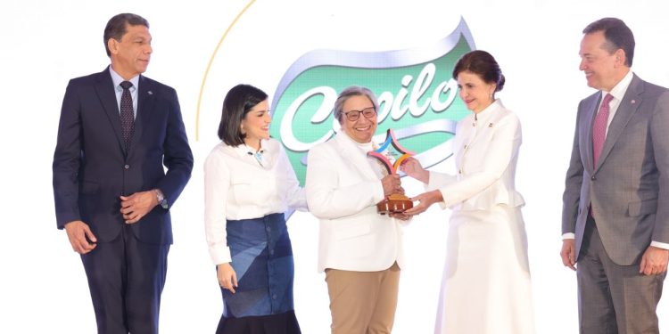 ProDominicana presenta 6ta edición del estudio “Mujeres en Exportación 2025” destacándose un 26% de crecimiento