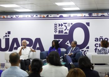 Exministro de Educación Ángel Hernández pone en circulación libro ´´Una Gestión Educativa´´