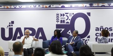 Exministro de Educación Ángel Hernández pone en circulación libro ´´Una Gestión Educativa´´