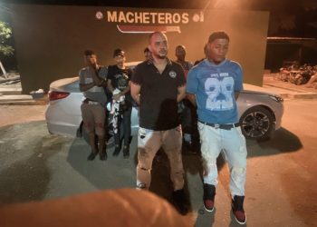 Ejército detiene a dos dominicanos que transportaban haitianos indocumentados en Valverde