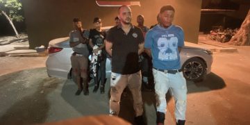 Ejército detiene a dos dominicanos que transportaban haitianos indocumentados en Valverde