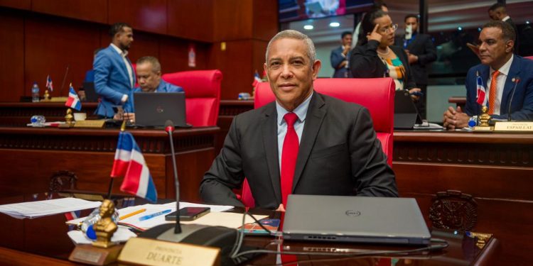 Senador Franklin Romero pide a Agricultura hacer levantamiento productores provincia Duarte afectados por lluvias tormenta Melissa