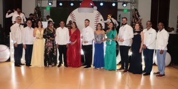 Dulces y productos navideños están asequibles para la época festiva, pese a sutil alza en precios