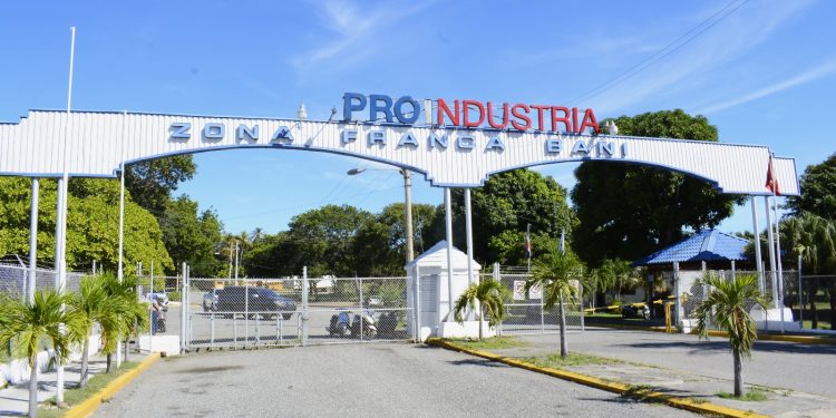Proindustria aclara que Parque de Zona Franca de Baní continúa sus operaciones con normalidad