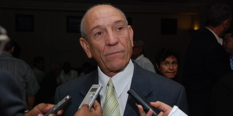 Ex senador Rafael Calderón cuestiona sentencia del TC Sobre FF.AA. y P.N.; Exige Respeto al Artículo 55 de la Constitución