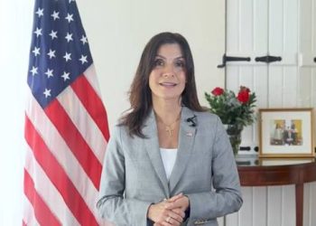 La embajadora de Estados Unidos presentó sus cartas credenciales