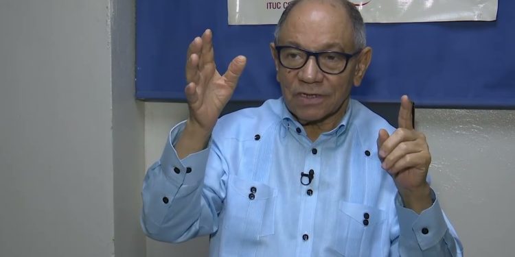 Sindicalistas se suman a propuesta de Omar Fernández; piden menos impuestos a salarios