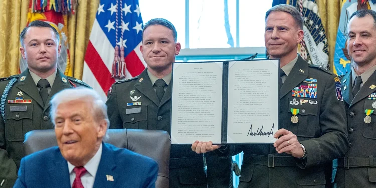 Trump declara al fentanilo “arma de destrucción masiva”