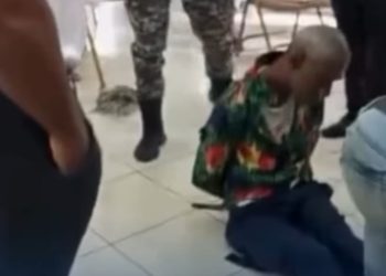 Hombre irrumpe armado y con presunto ácido en iglesia de Haina