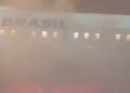 Avión con pasajeros se incendia en la pista antes de despegar en Brasil