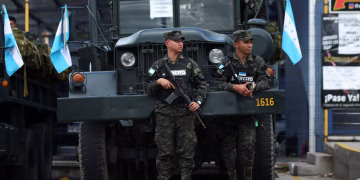 Incertidumbre y suspicacia en Honduras: el conteo electoral sigue a cuentagotas