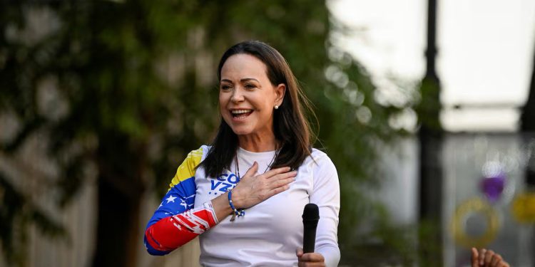 María Corina Machado realiza primera aparición pública en Oslo tras más de 12 meses de clandestinidad