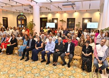 Centro Cultural Banreservas Santiago inaugura sus primeras exposiciones con obras de Domingo Batista y artistas cibaeños