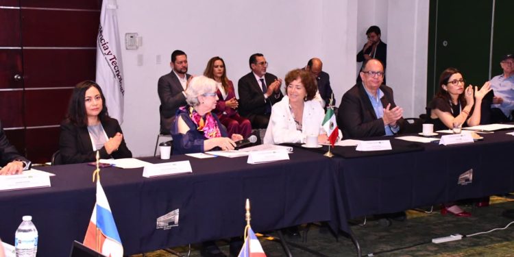 Ministro dominicano destaca la cooperación regional para impulsar el talento humano y la innovación en América Latina y el Caribe