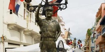 Coordinadora Popular Llama a la población del Gran Santo Domingo a bajar para la estatua del coronel Caamaño en el Parque Independencia este miércoles 10 de diciembre