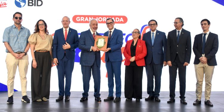 Olivares dice en jornada de Santiago que el empleo formal es la prioridad del Ministerio de Trabajo