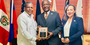 Reconocen a Ulrick Gaillard por 28 años de entrega humanitaria en RD